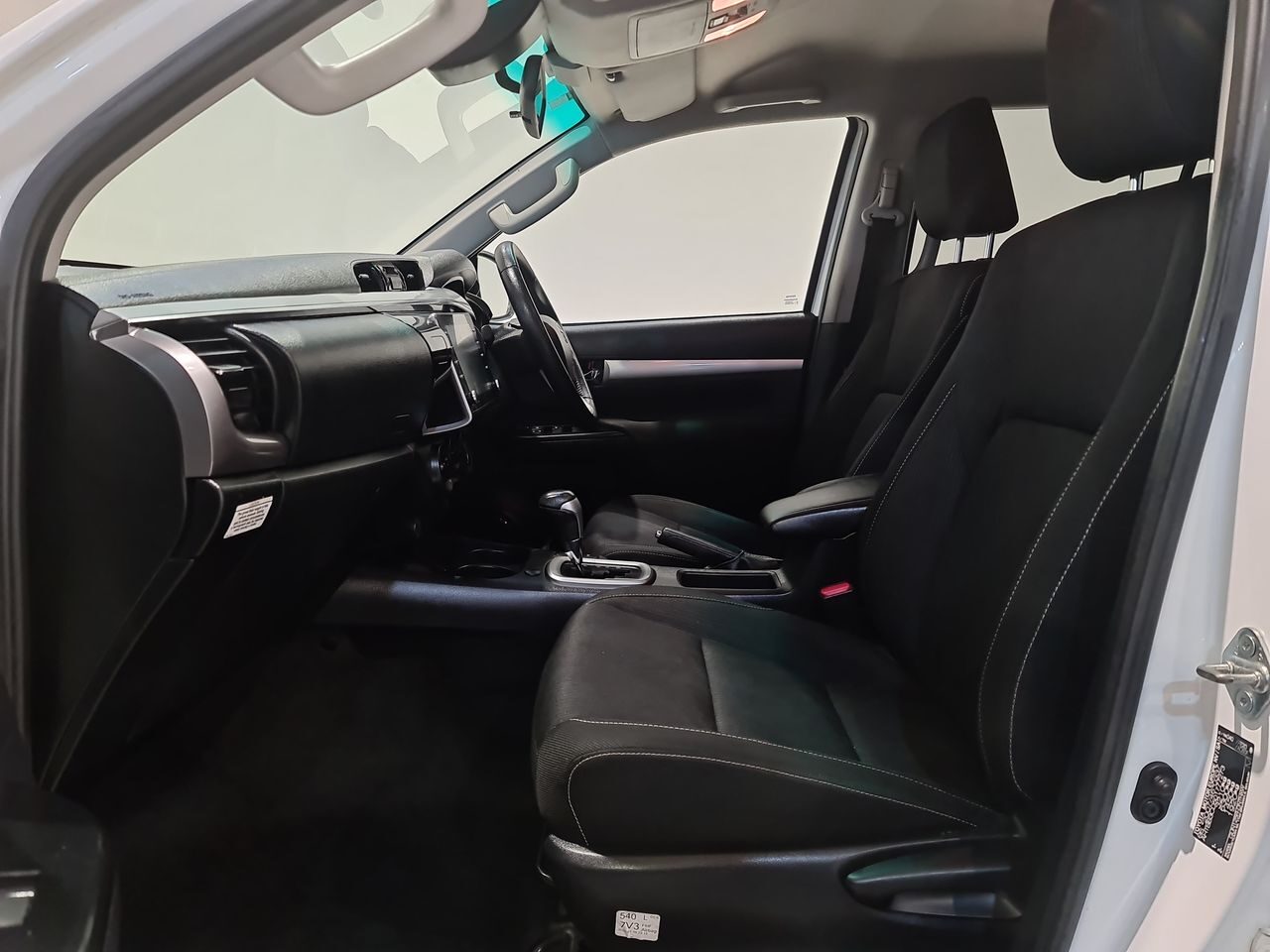 Used Toyota Hilux 2022 for sale - 76637336: Photo 7