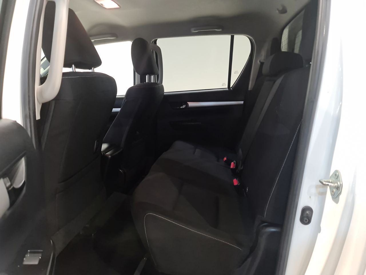 Used Toyota Hilux 2022 for sale - 76637336: Photo 8