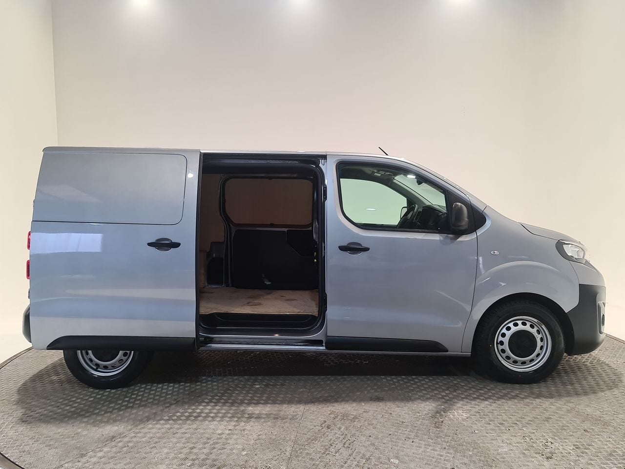 Used Peugeot Expert 2023 for sale - 76819783: Photo 18