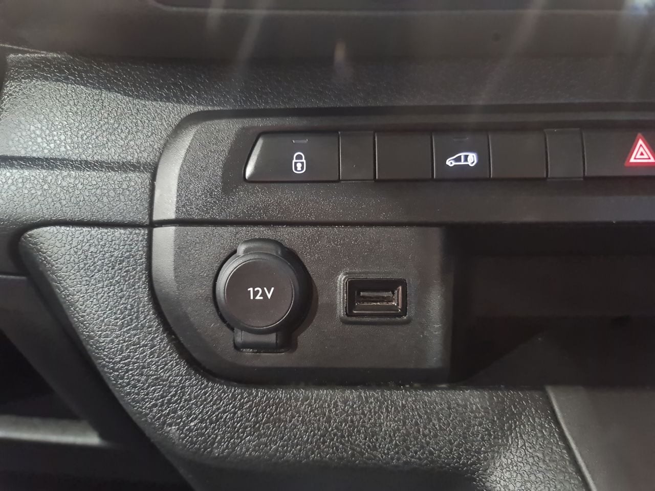 Used Peugeot Expert 2023 for sale - 76819783: Photo 31