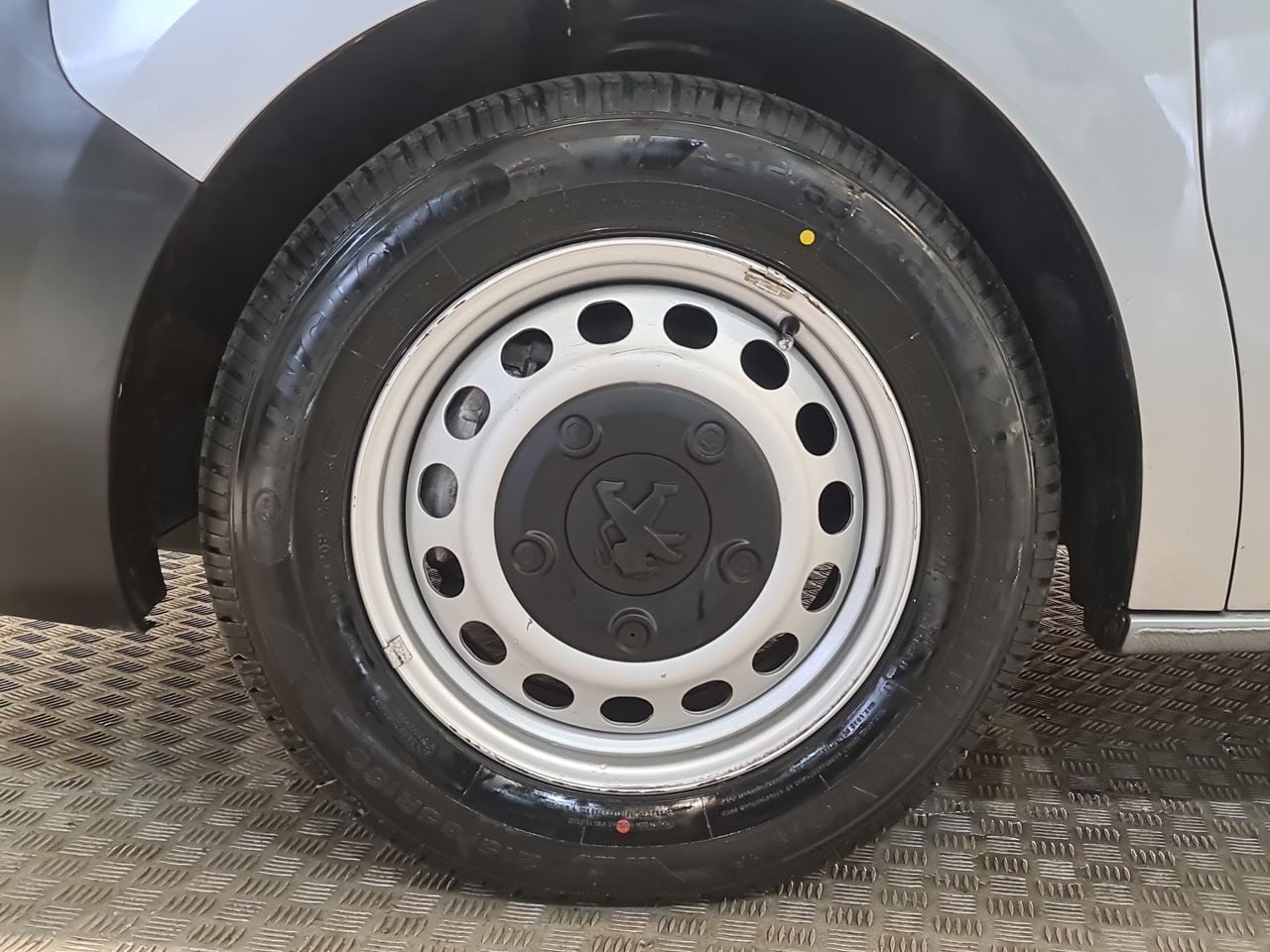 Used Peugeot Expert 2023 for sale - 76819783: Photo 6