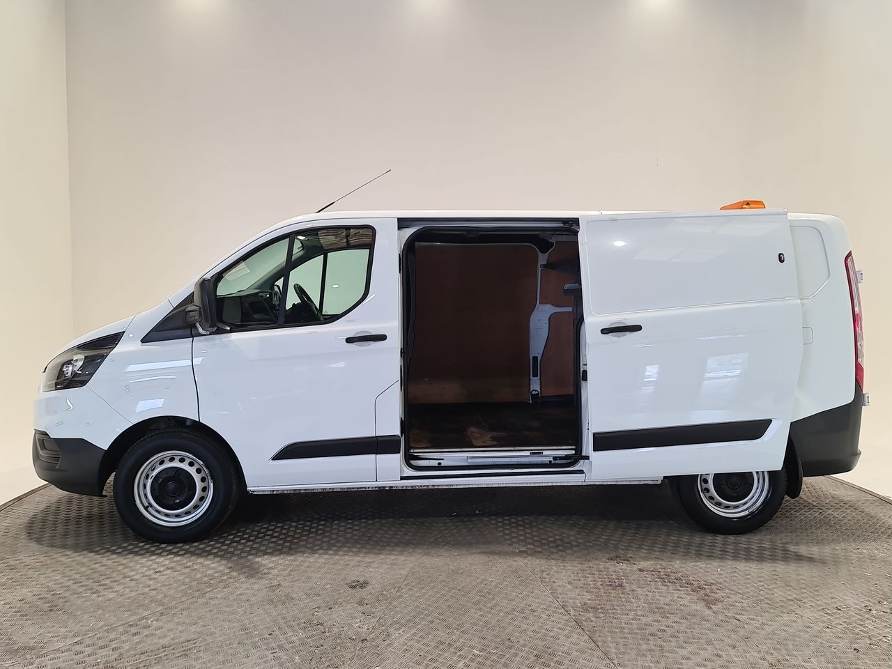 Used Ford Transit Custom 2020 for sale - 76544814: Photo 9