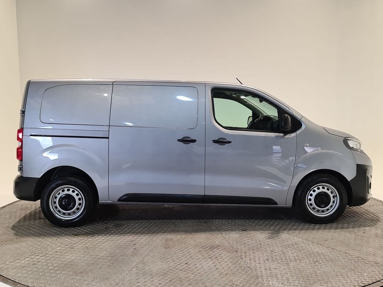 Used Peugeot Expert 2023 for sale - 77582436: Photo 16