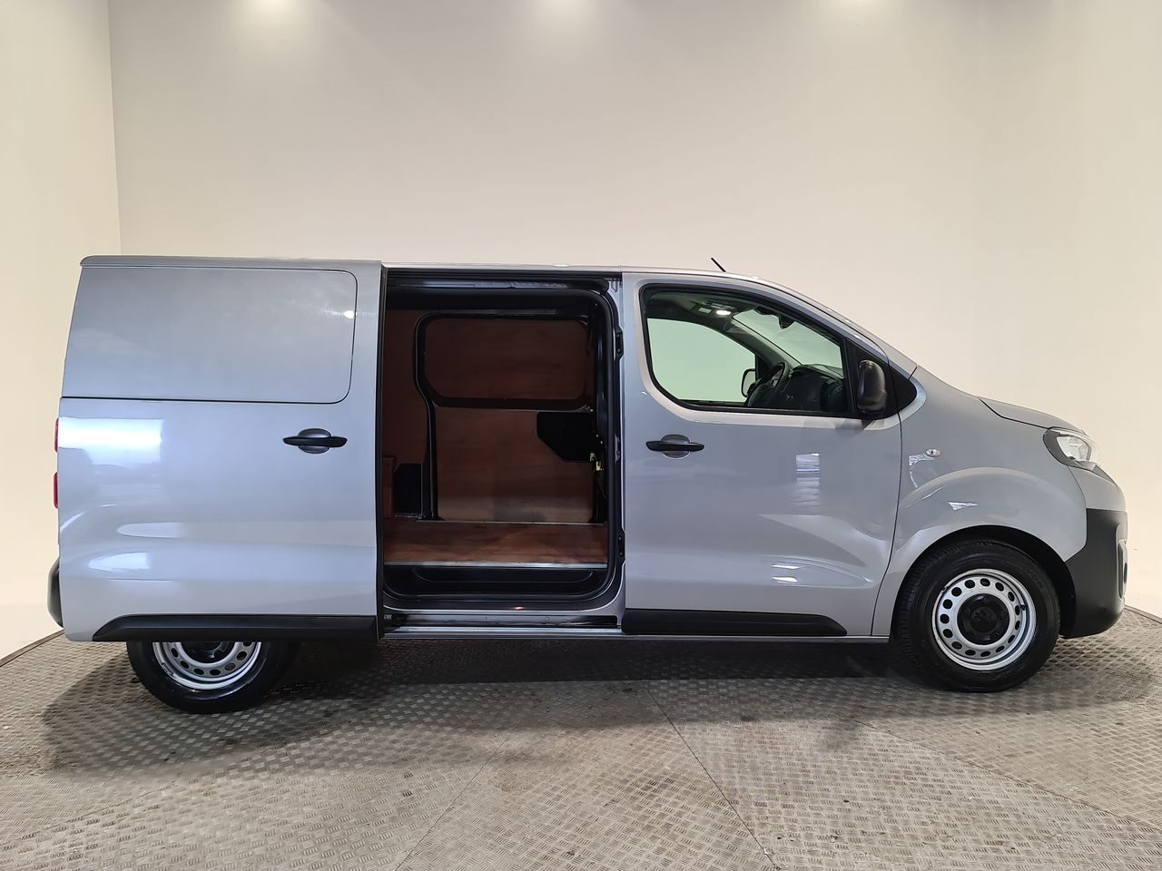 Used Peugeot Expert 2023 for sale - 77582436: Photo 18