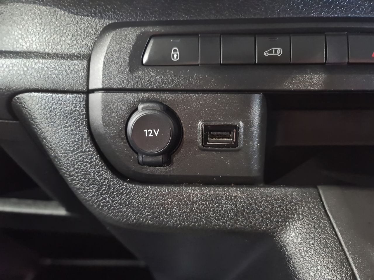 Used Peugeot Expert 2023 for sale - 77582436: Photo 30