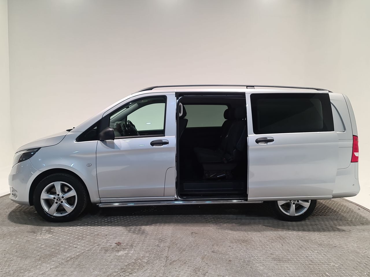 Used Mercedes-Benz Vito 2019 for sale - 76653816: Photo 10