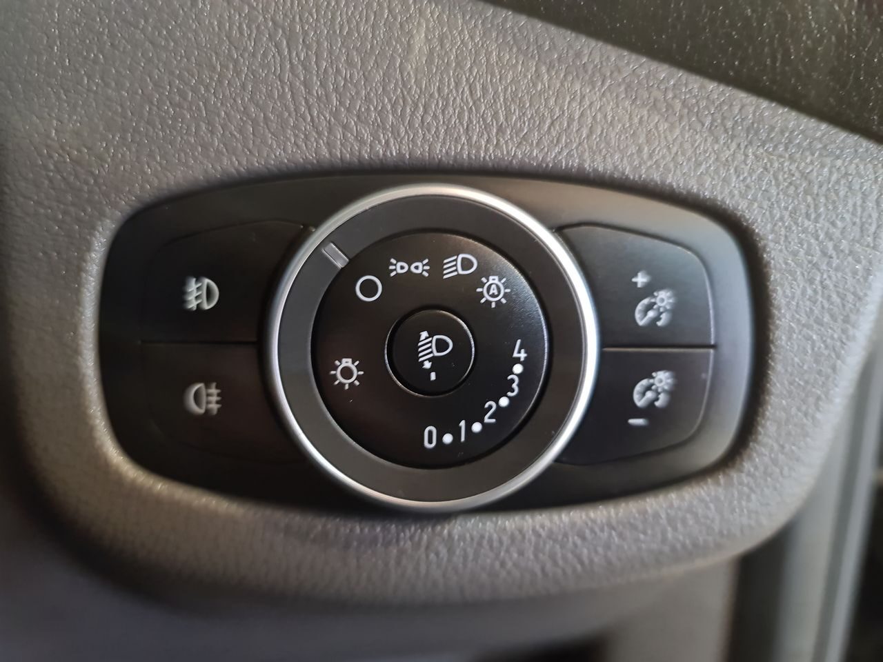 Used Ford Transit Connect 2023 for sale - 76685614: Photo 19