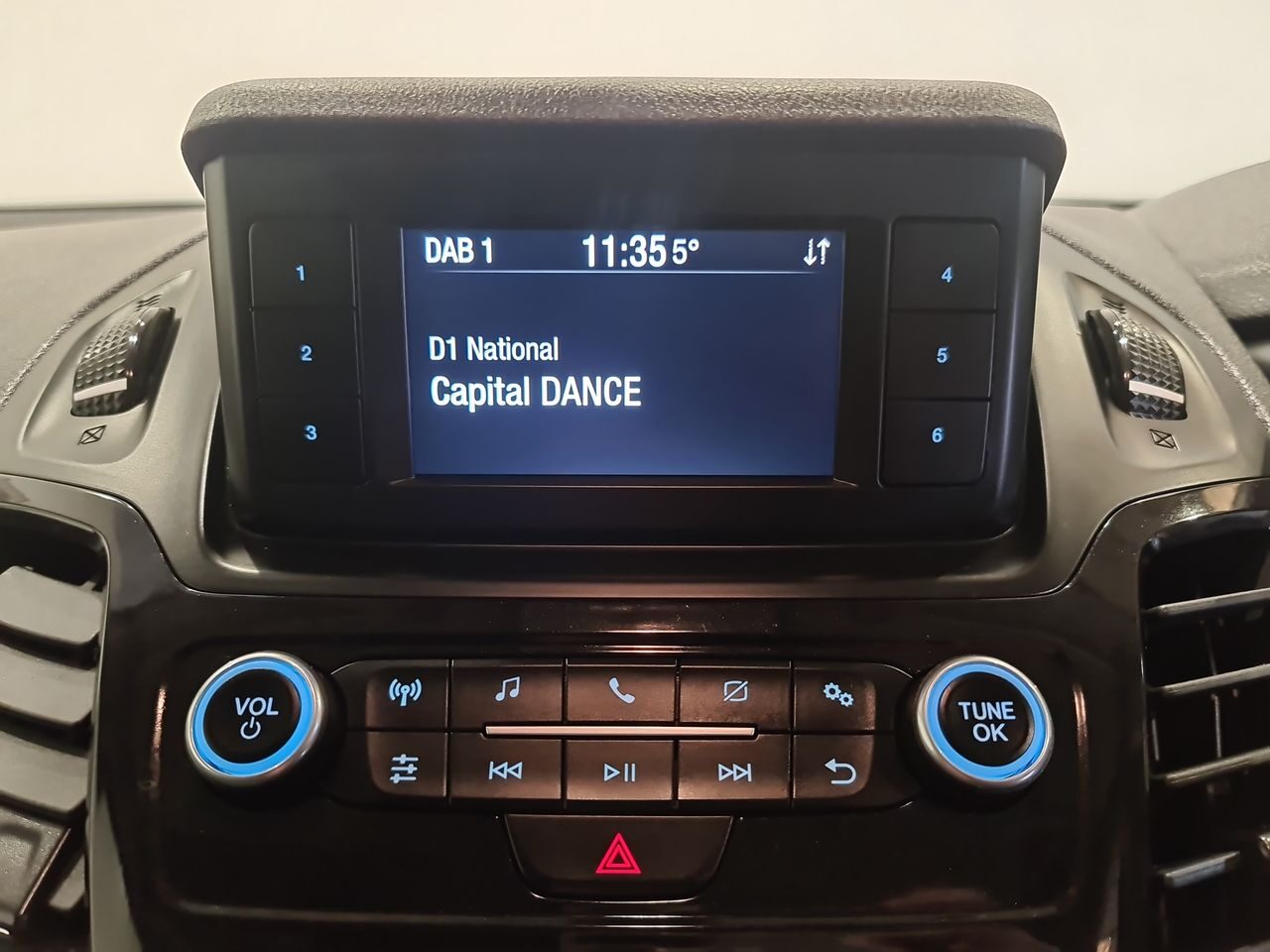 Used Ford Transit Connect 2023 for sale - 76685614: Photo 23