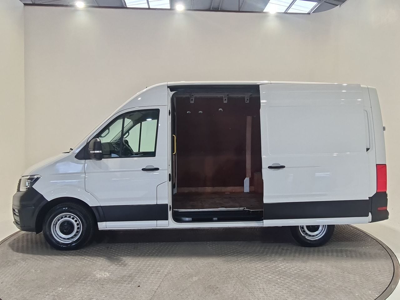 Used Volkswagen Crafter 2022 for sale - 77687465: Photo 9