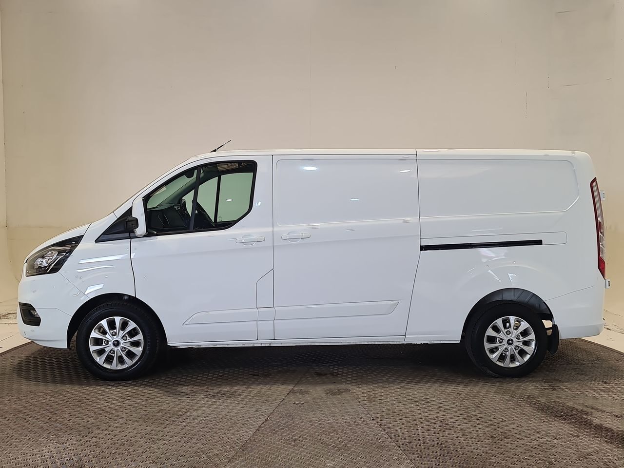 Used Ford Transit Custom 2023 for sale - 76544806: Photo 6