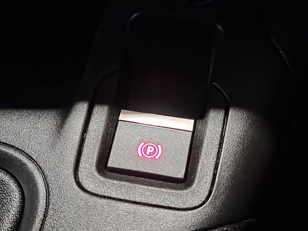 Used Peugeot Partner 2020 for sale - 76496198: Photo 37