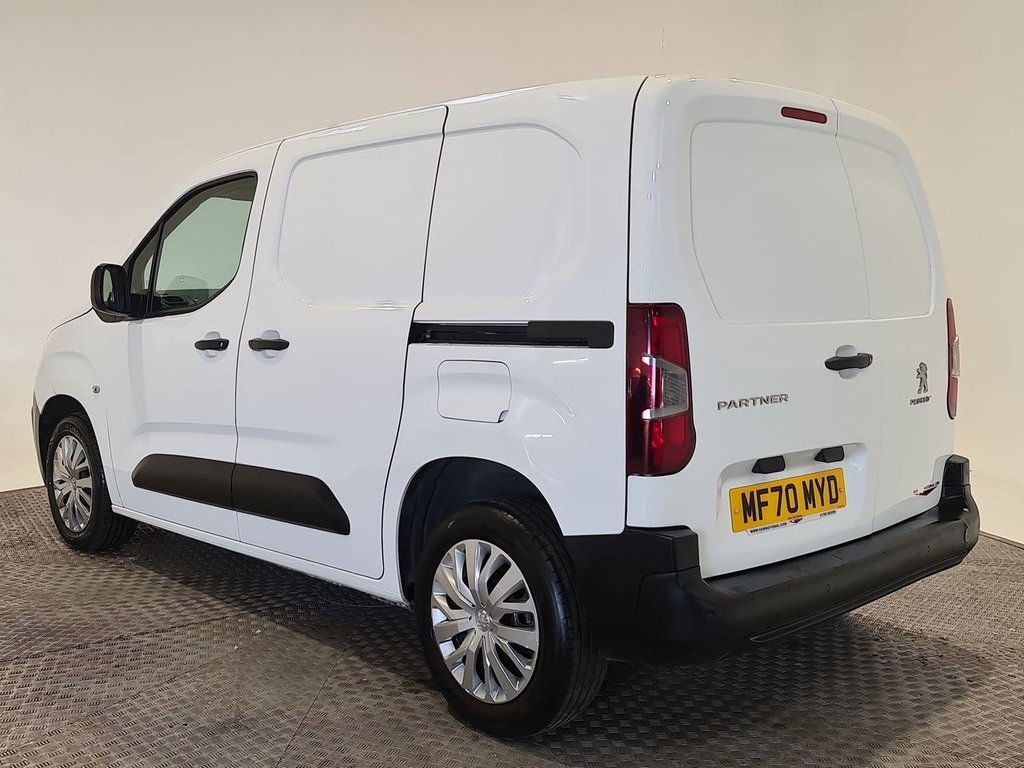 Used Peugeot Partner 2020 for sale - 76496198: Photo 4