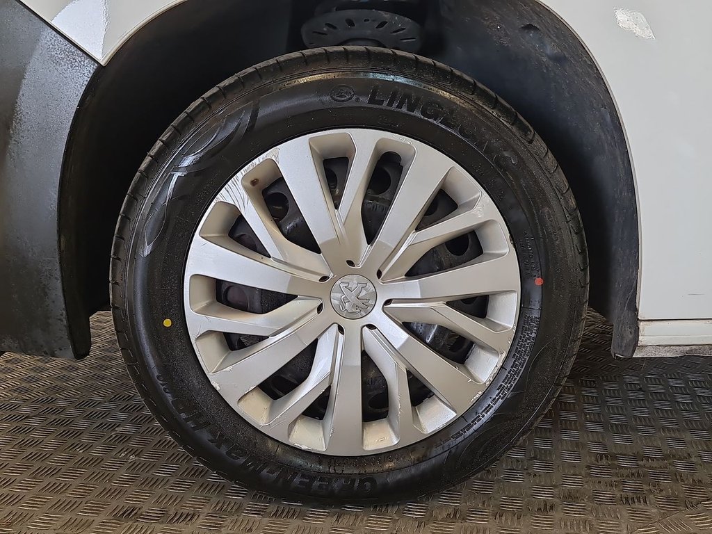 Used Peugeot Partner 2020 for sale - 76496198: Photo 7