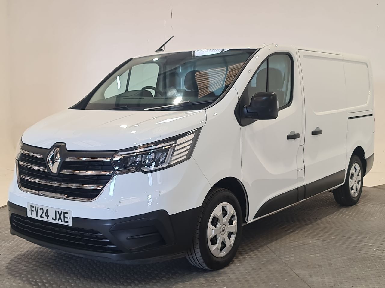 Used Renault Trafic 2024 for sale - 77952095: Photo 4