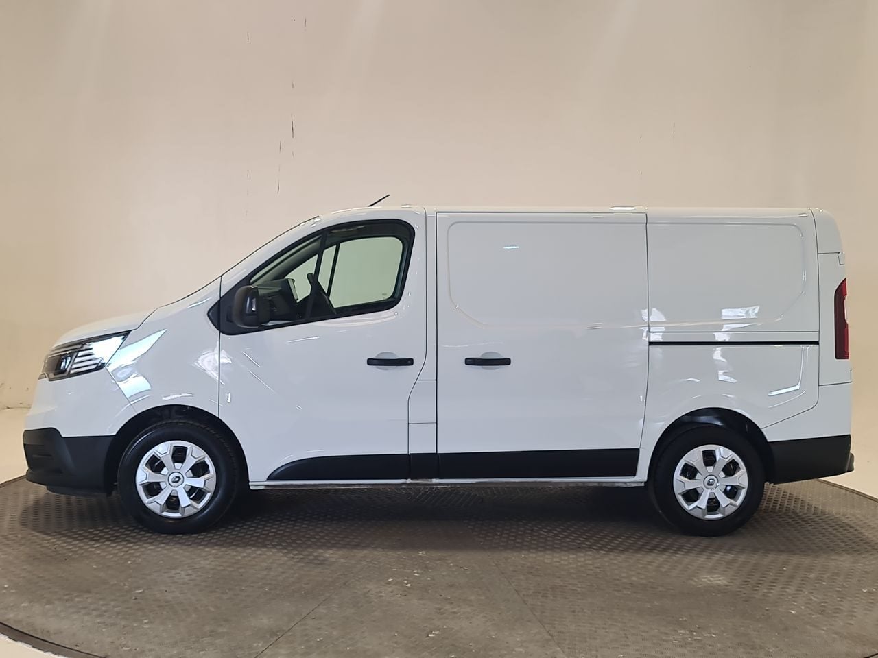 Used Renault Trafic 2024 for sale - 77952095: Photo 5