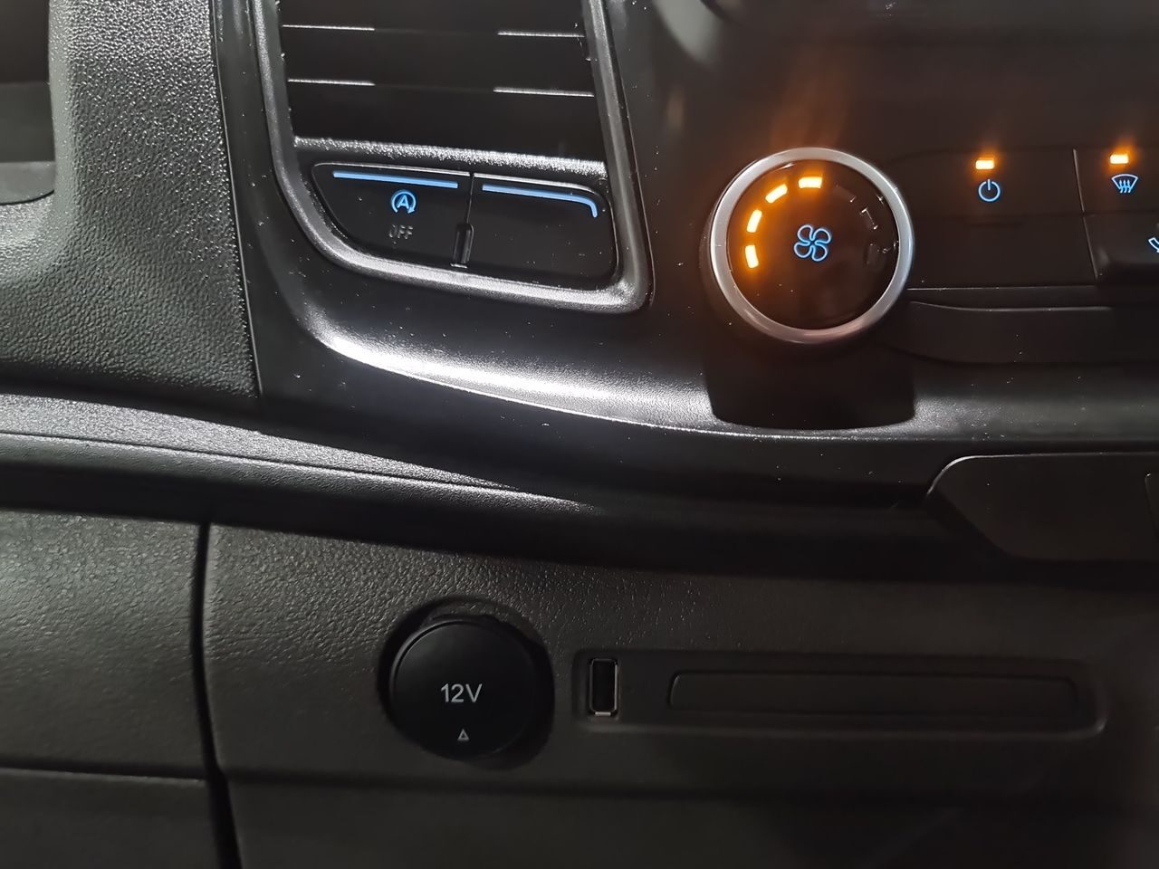 Used Ford Transit Custom 2022 for sale - 77747859: Photo 28