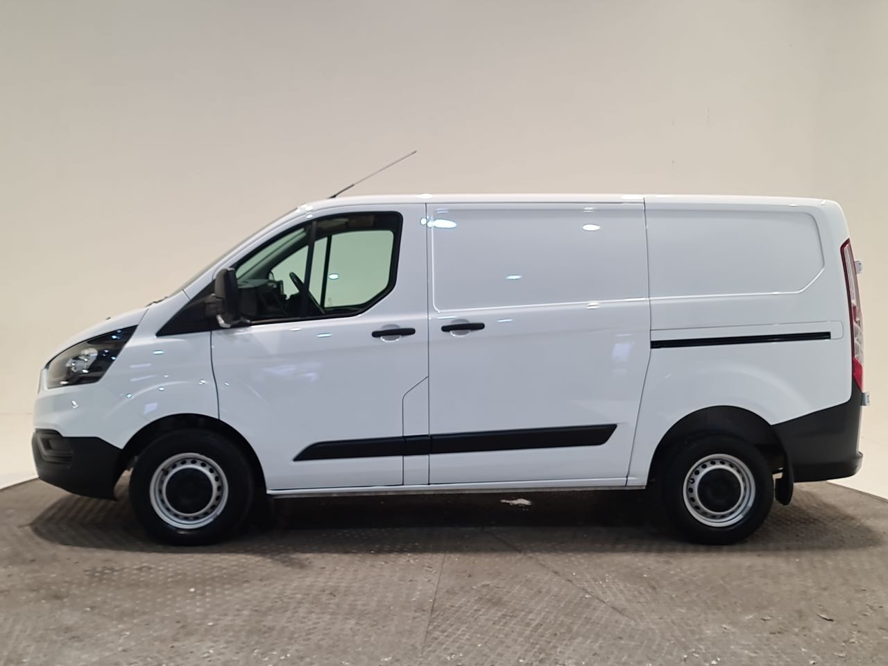 Used Ford Transit Custom 2022 for sale - 77747859: Photo 5