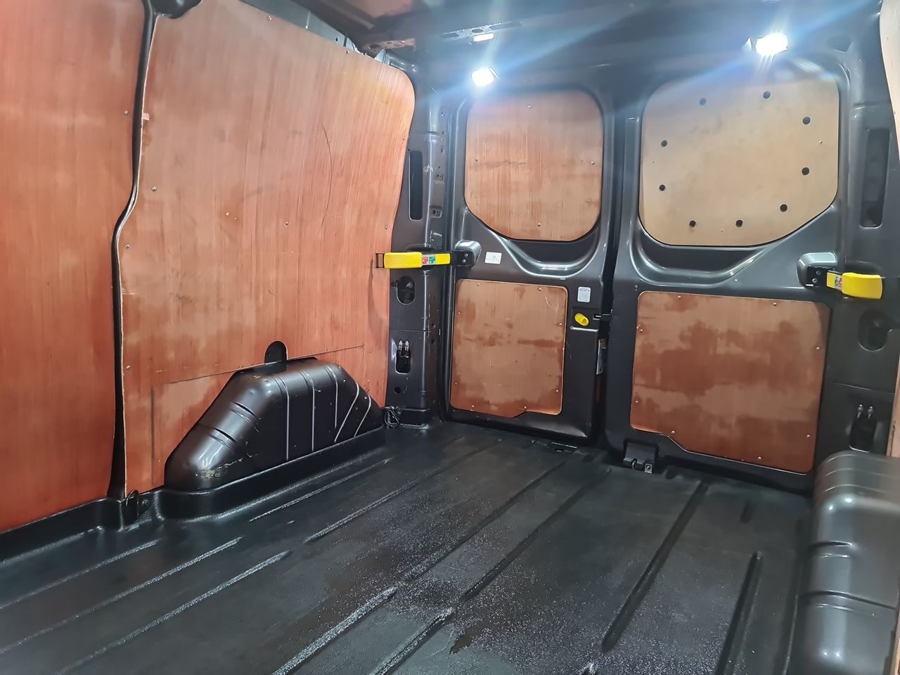 Used Ford Transit Custom 2021 for sale - 76577136: Photo 9