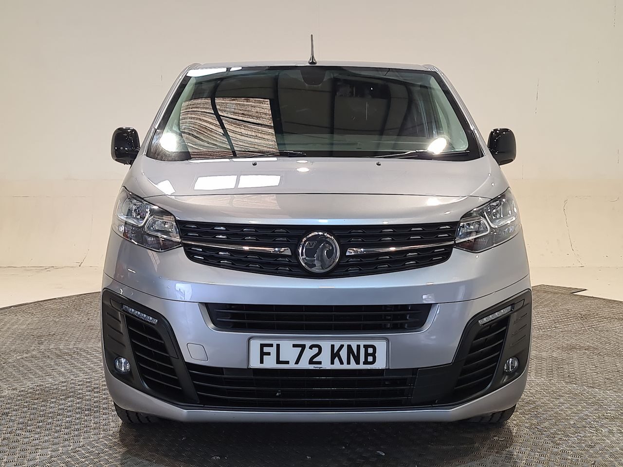 Used Vauxhall Vivaro 2022 for sale - 76544792: Photo 3