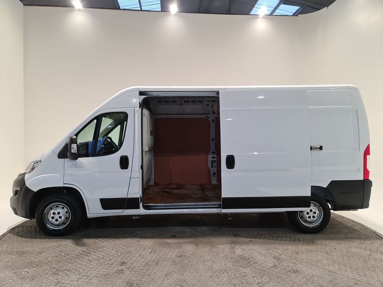 Used Vauxhall Movano 2022 for sale - 77355148: Photo 9
