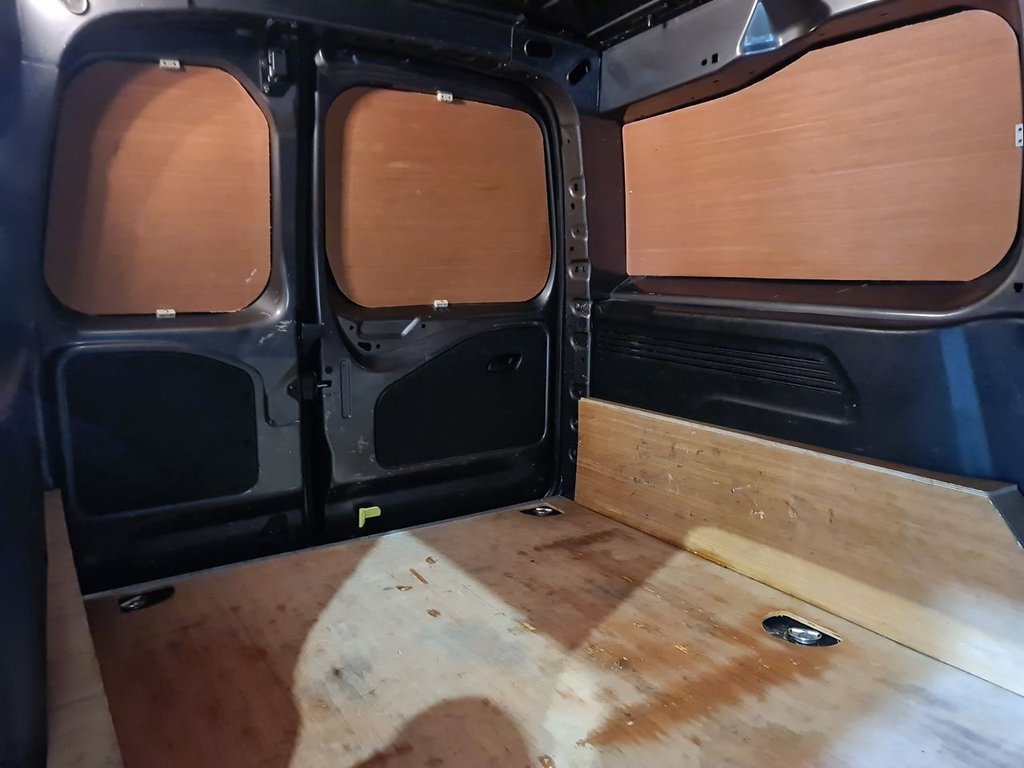 Used Peugeot Partner 2023 for sale - 76509516: Photo 18