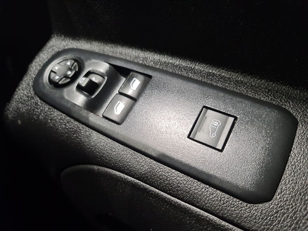 Used Peugeot Partner 2023 for sale - 76509516: Photo 34