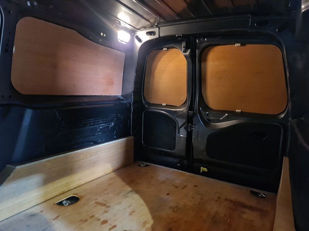 Used Peugeot Partner 2023 for sale - 76509516: Photo 8