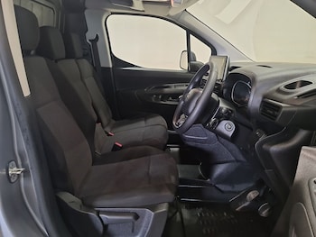 Used Citroen Berlingo 2024 for sale - 75559914: Photo