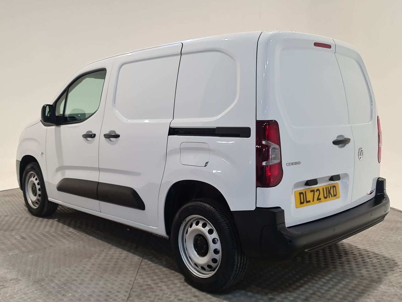 Used Vauxhall Combo 2023 for sale - 77617954: Photo 10