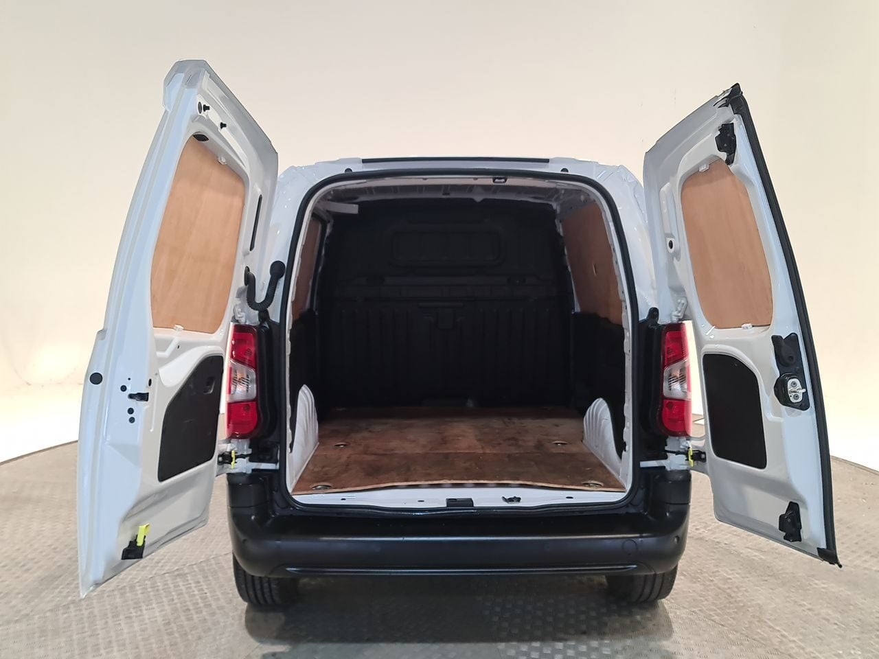 Used Vauxhall Combo 2023 for sale - 77617954: Photo 13