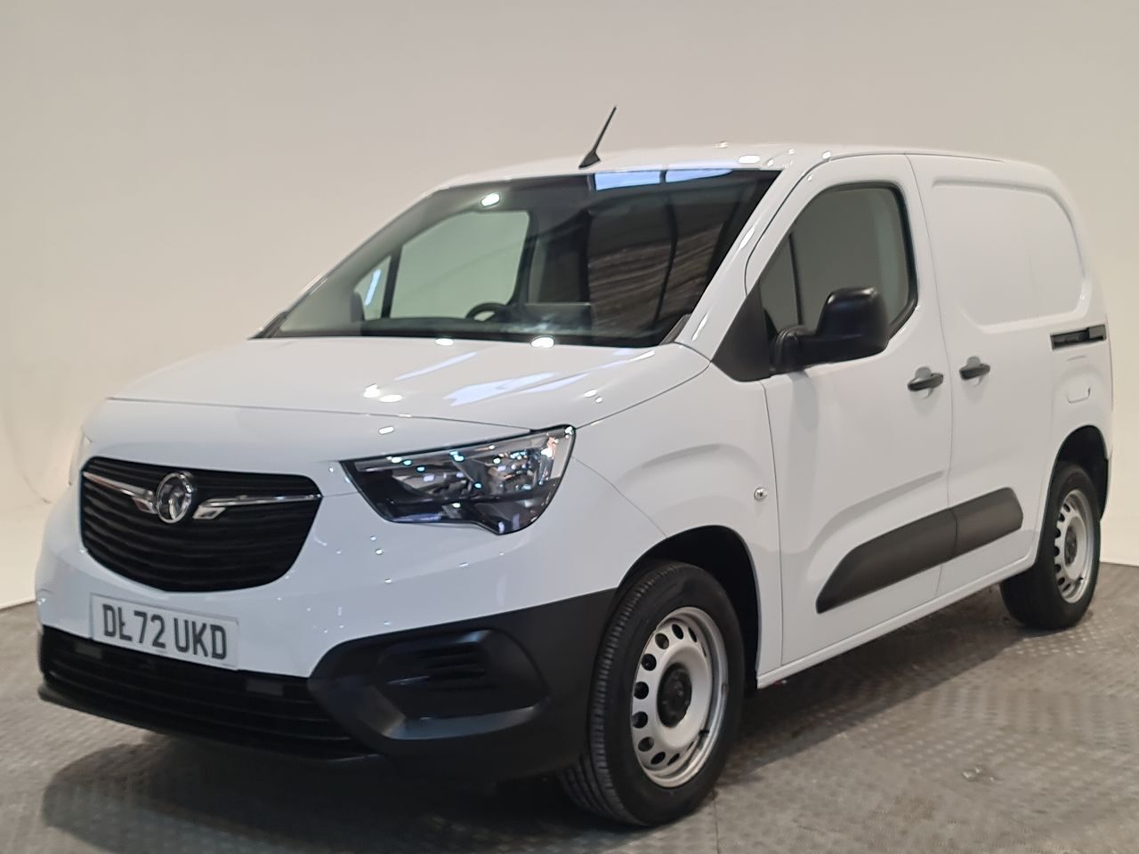 Used Vauxhall Combo 2023 for sale - 77617954: Photo 4