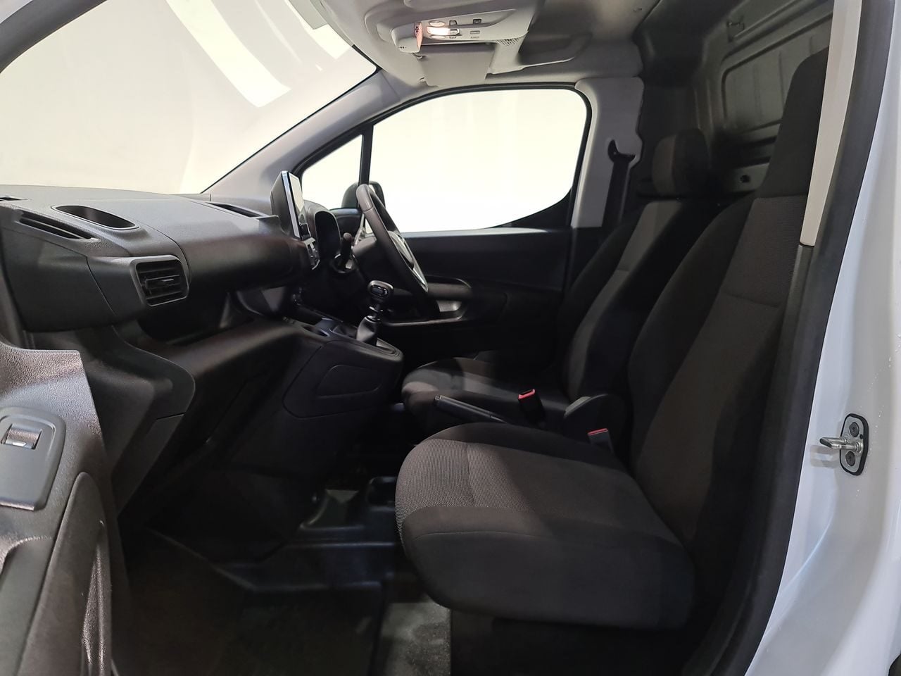 Used Vauxhall Combo 2023 for sale - 77617954: Photo 7