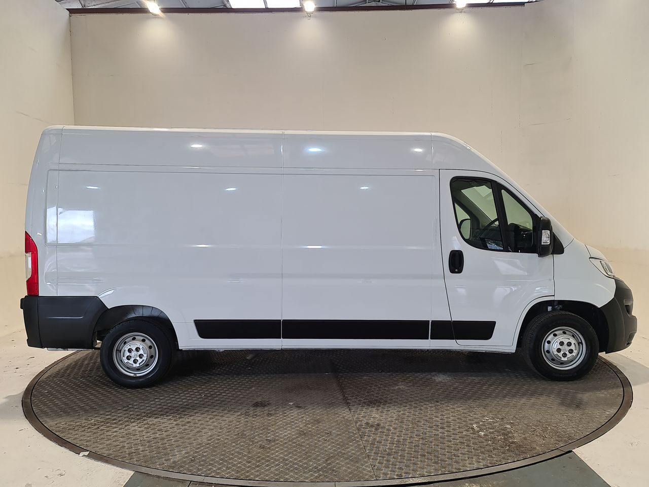 Used Citroen Relay 2023 for sale - 76544845: Photo 15