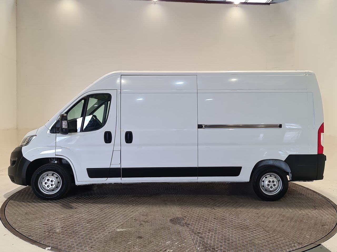 Used Citroen Relay 2023 for sale - 76544845: Photo 5