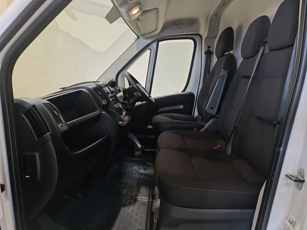 Used Citroen Relay 2023 for sale - 76544845: Photo 7