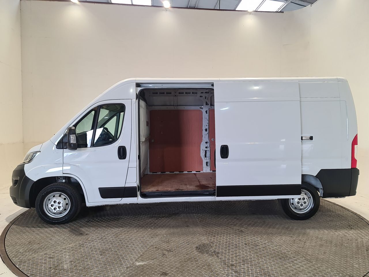 Used Citroen Relay 2023 for sale - 76544845: Photo 9