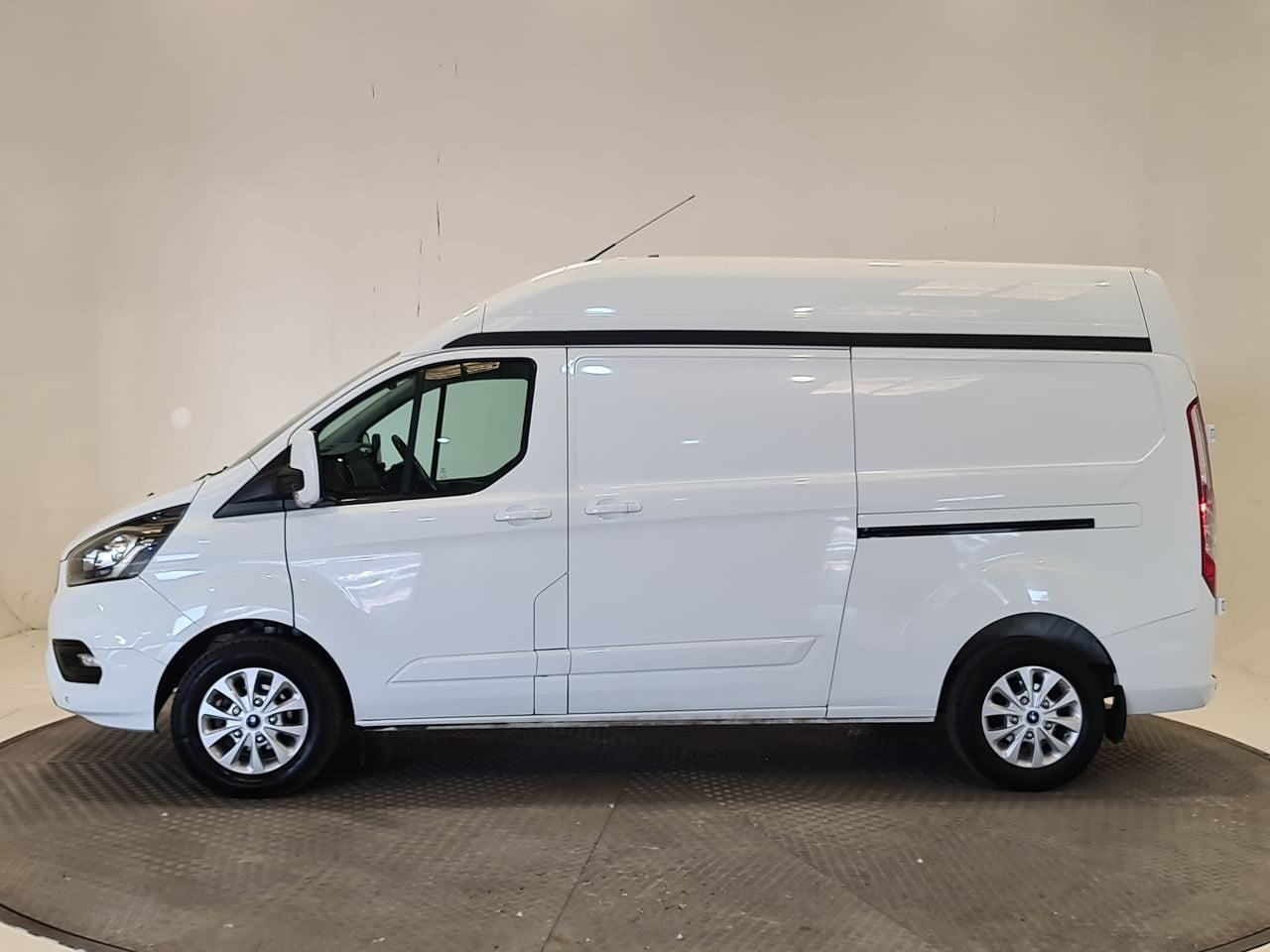 Used Ford Transit Custom 2023 for sale - 77952099: Photo 6