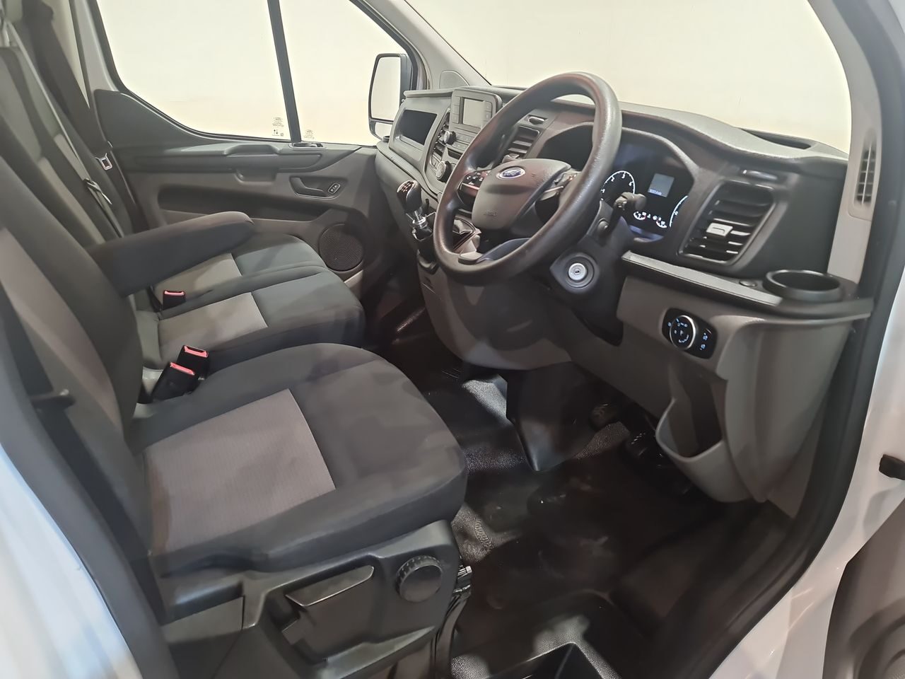 Used Ford Transit Custom 2023 for sale - 76544846: Photo 17