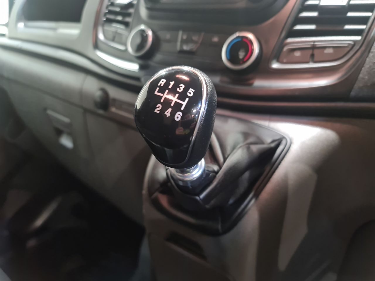 Used Ford Transit Custom 2023 for sale - 76544846: Photo 21