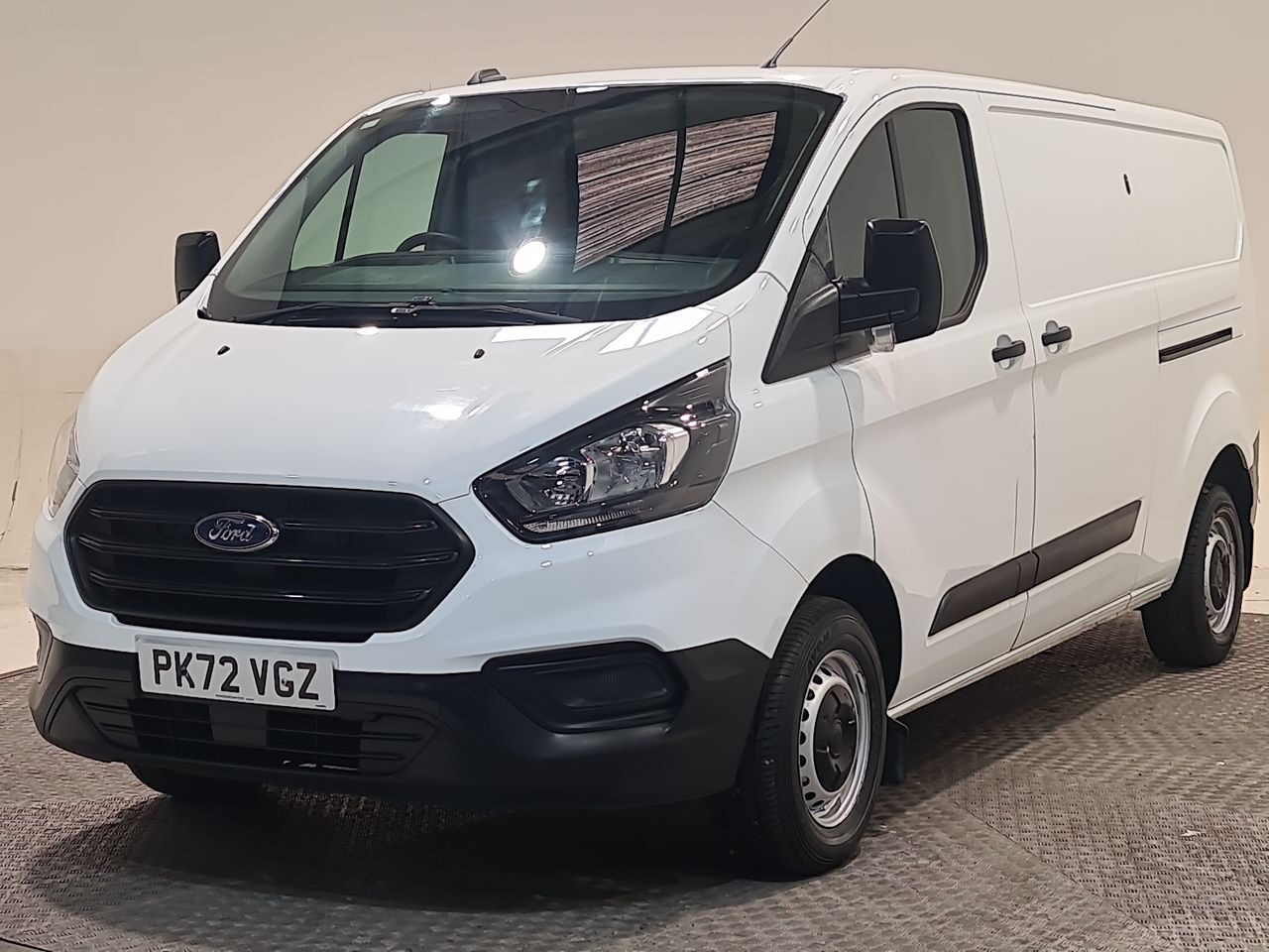 Used Ford Transit Custom 2023 for sale - 76544846: Photo 4