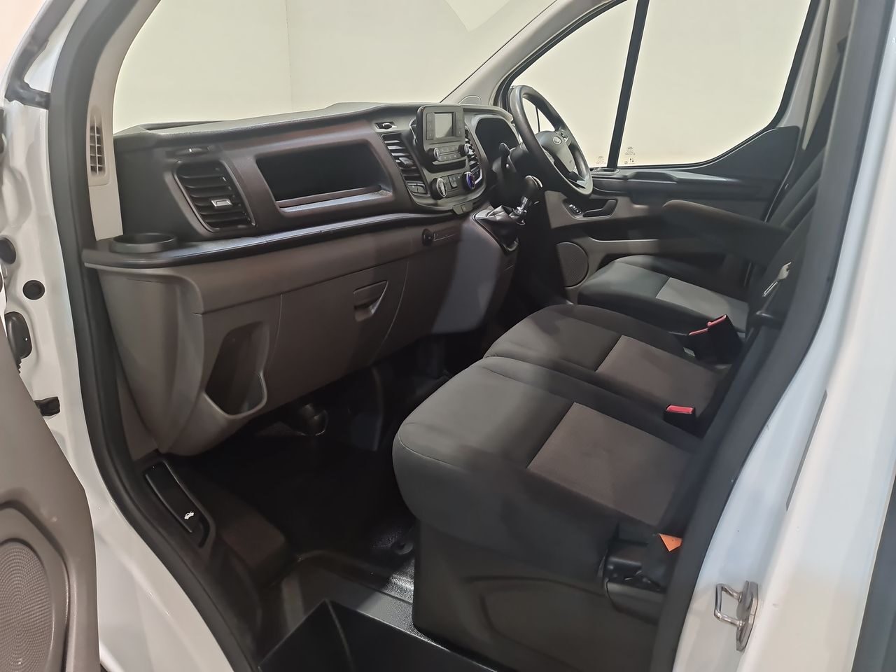 Used Ford Transit Custom 2023 for sale - 76544846: Photo 7