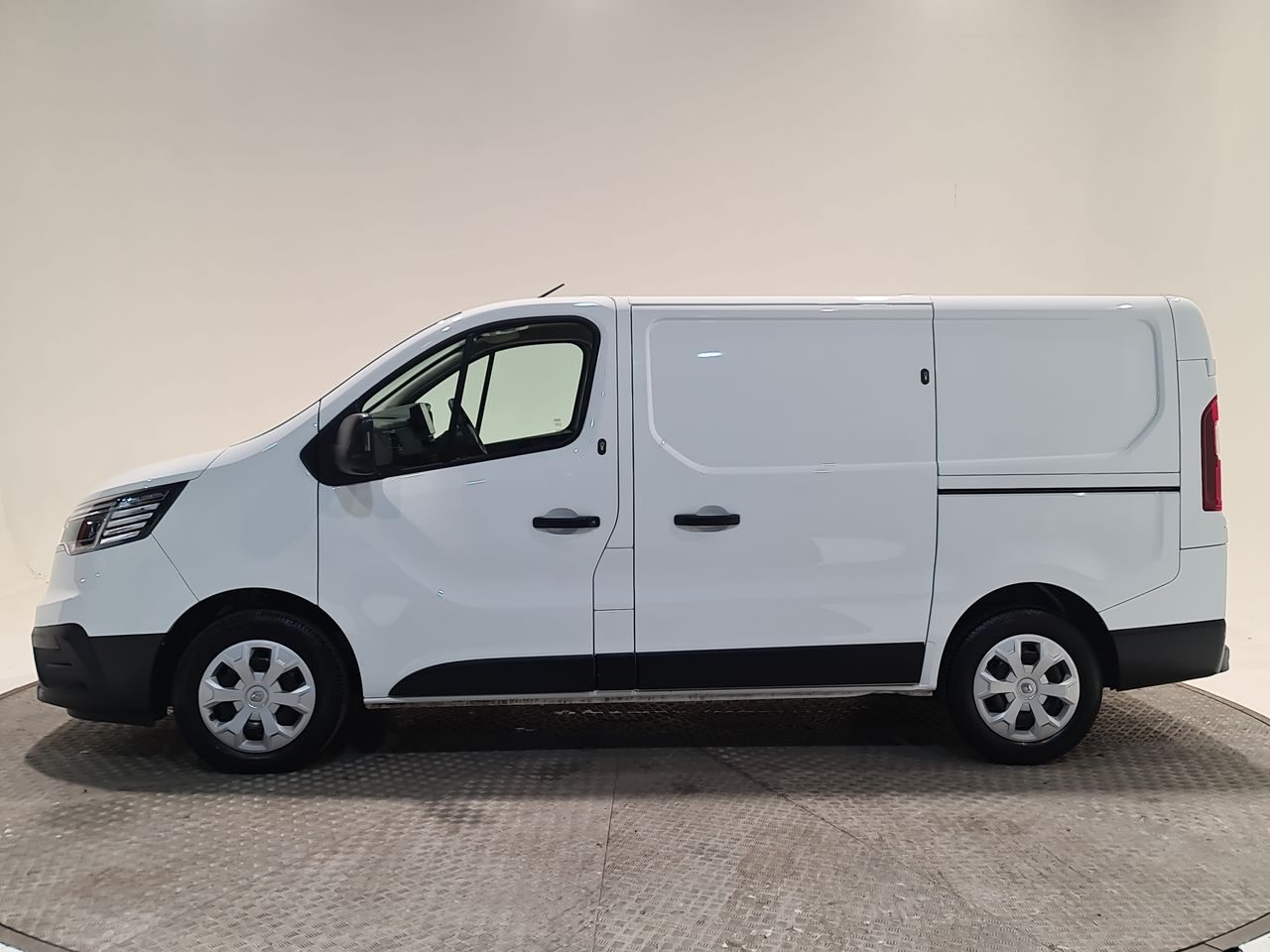 Used Renault Trafic 2023 for sale - 76653883: Photo 5