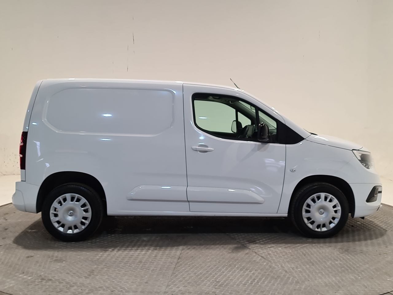 Used Vauxhall Combo 2023 for sale - 78190754: Photo 17