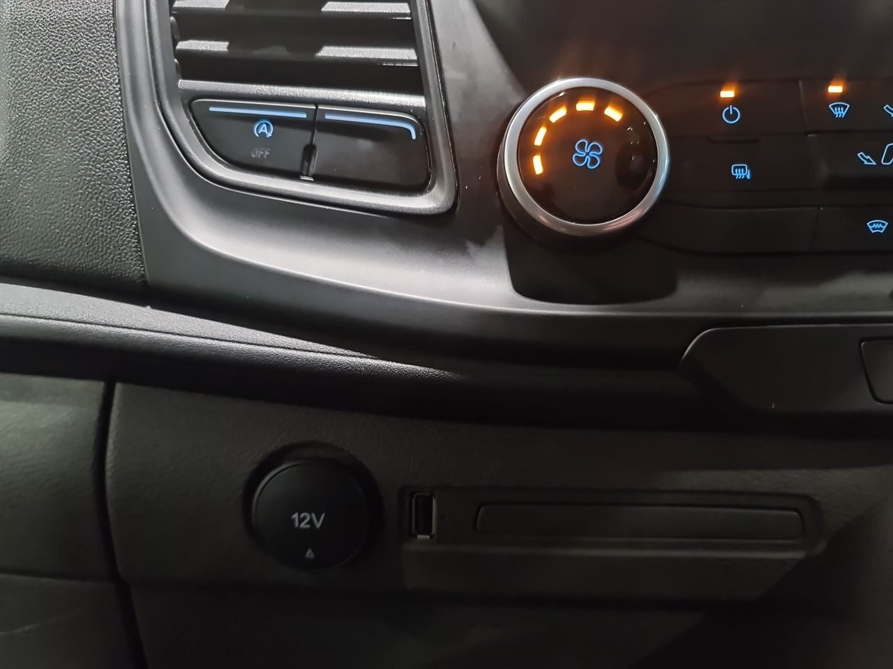 Used Ford Transit 2022 for sale - 77160069: Photo 32