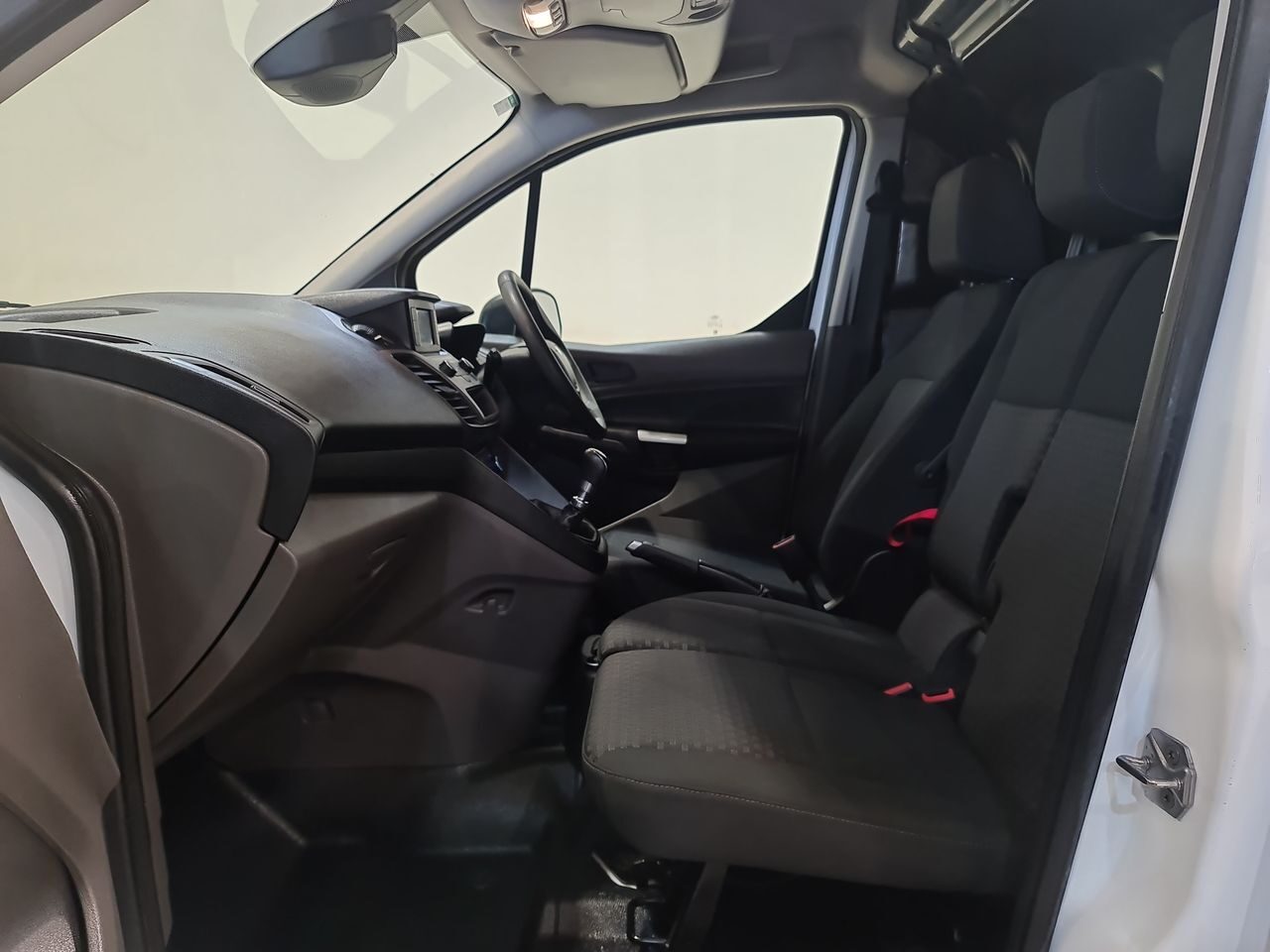 Used Ford Transit Connect 2018 for sale - 76544840: Photo 7