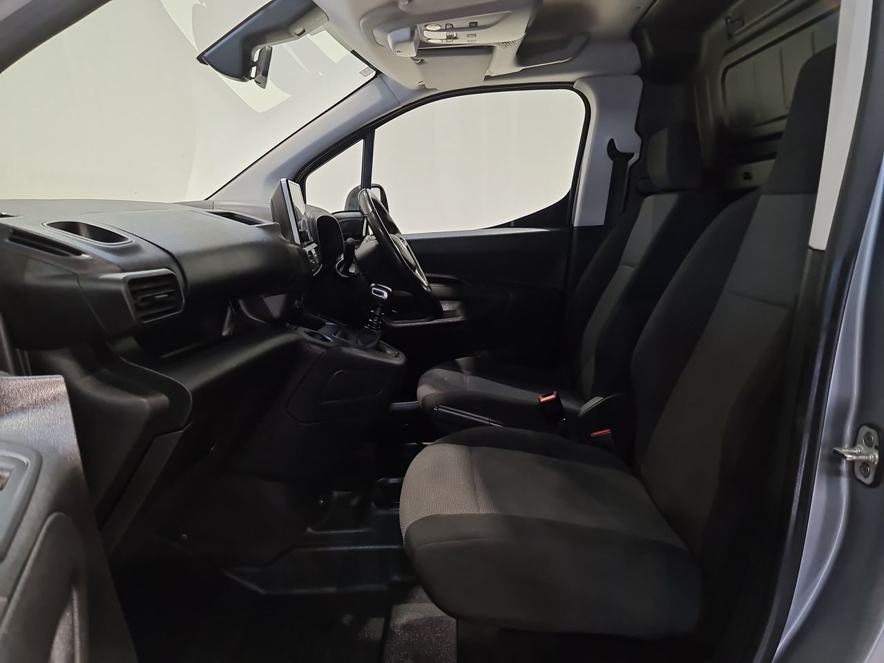 Used Vauxhall Combo 2023 for sale - 77223159: Photo 8