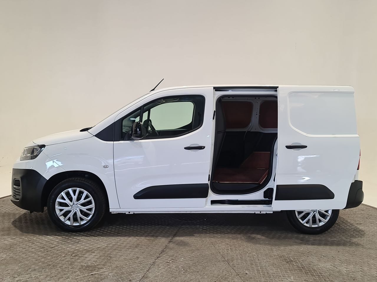 Used Citroen Berlingo 2022 for sale - 76919847: Photo 9