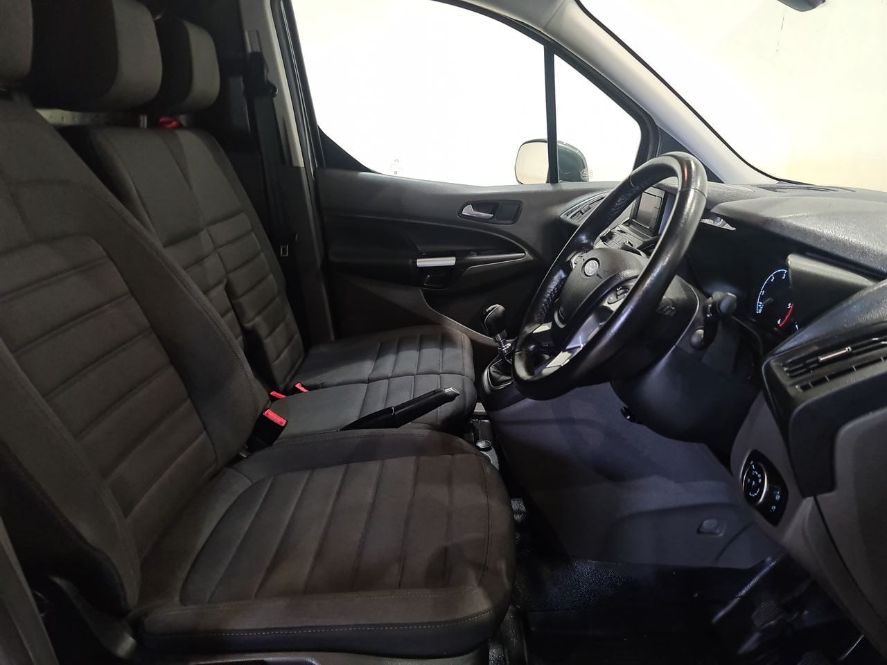 Used Ford Transit Connect 2019 for sale - 77689410: Photo 17