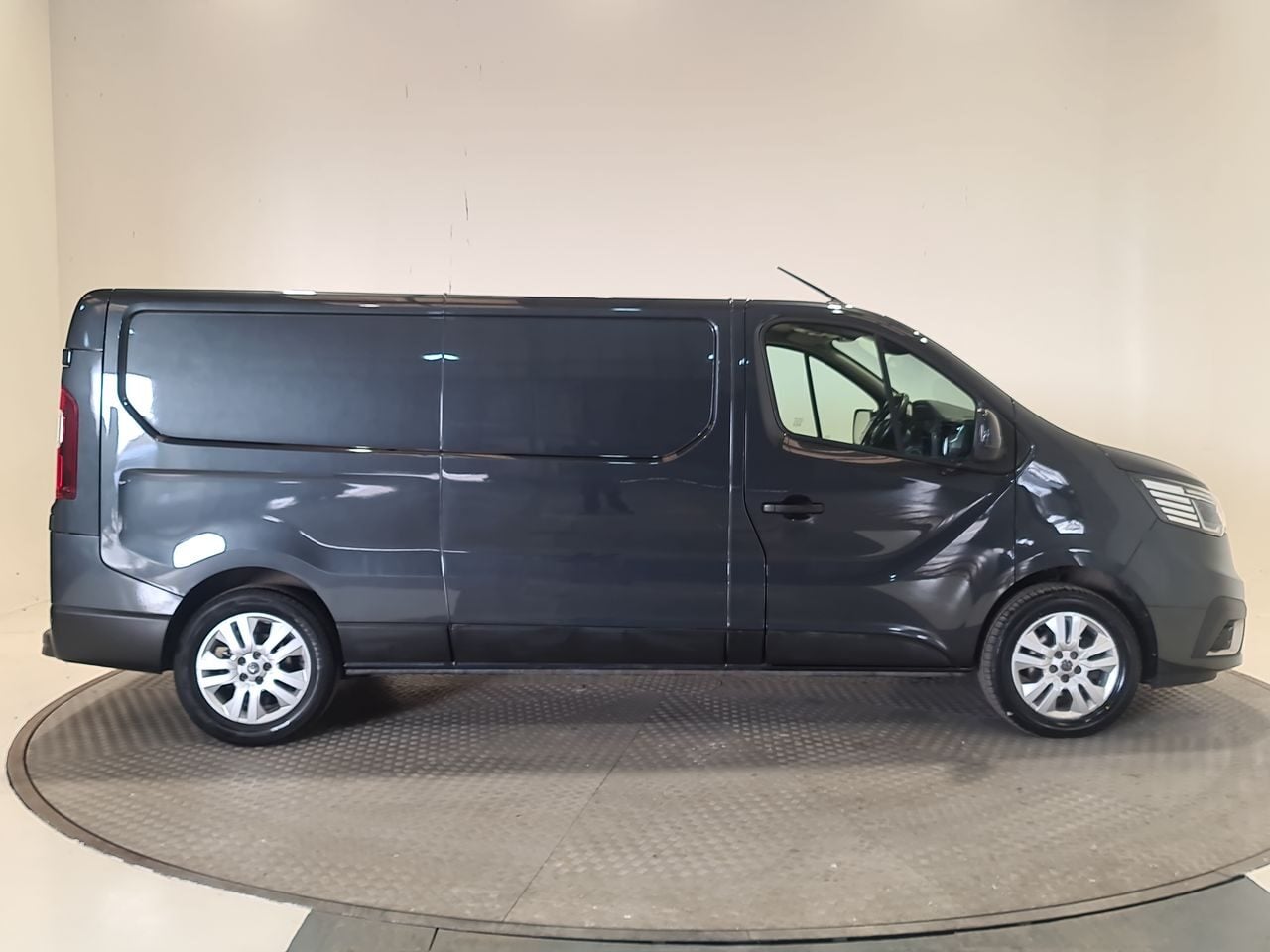 Used Renault Trafic 2023 for sale - 78043810: Photo 16