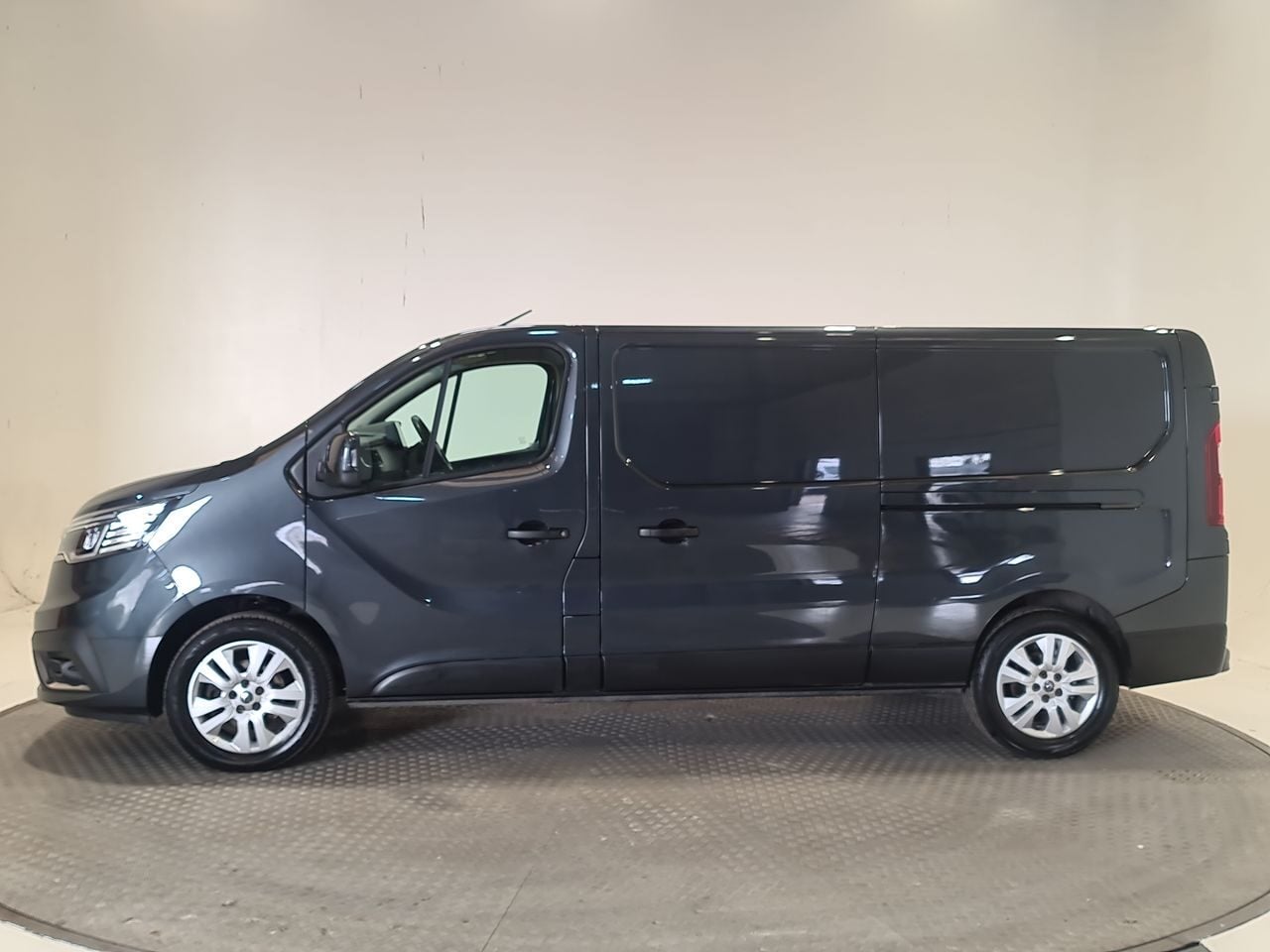 Used Renault Trafic 2023 for sale - 78043810: Photo 5